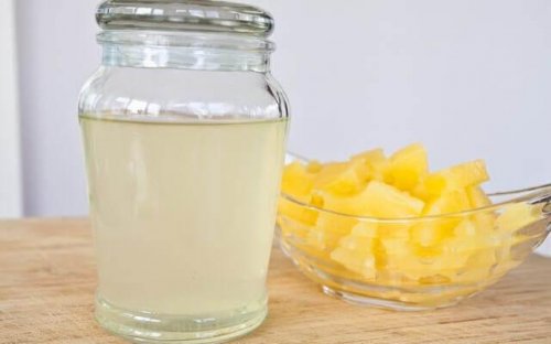 su içinde ananas kabuğu bekletmek