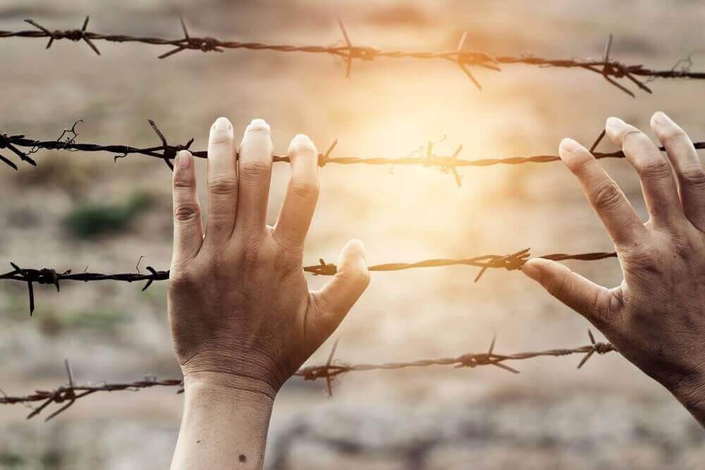 gözlerinizden belli