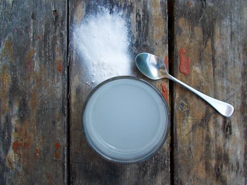 karbonatlı sirkeli su