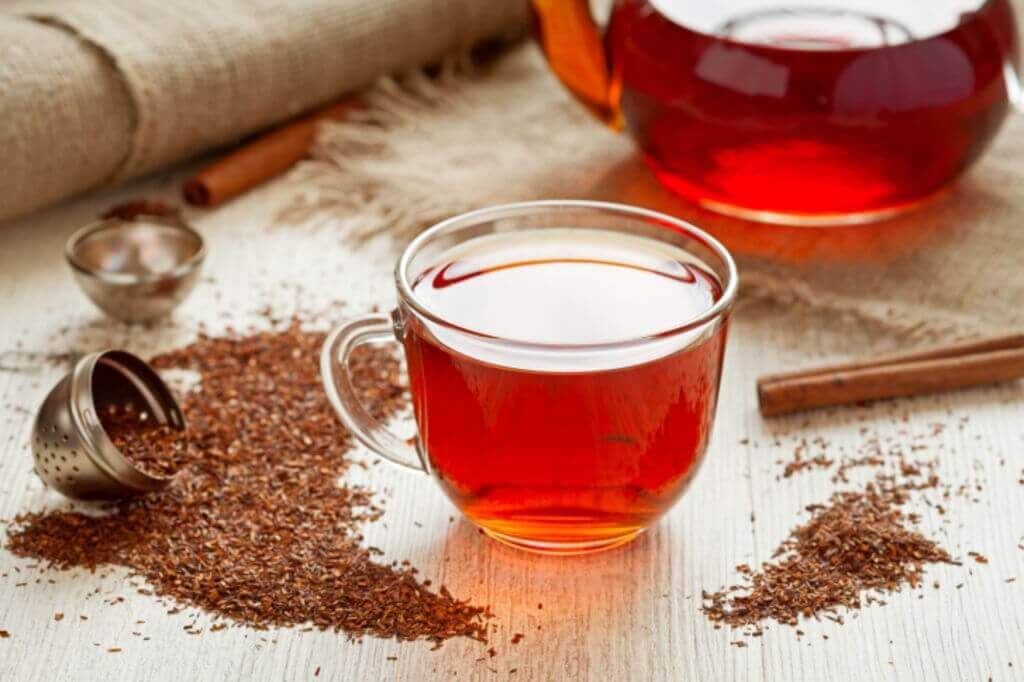 kırmızı çay ve kurutulmuş çay