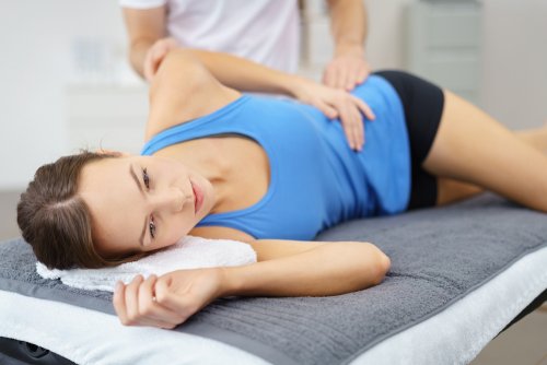 masaj kadın kalça ağrısını önlemek