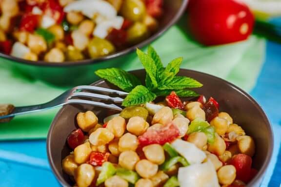 domatesli nohutlu salata