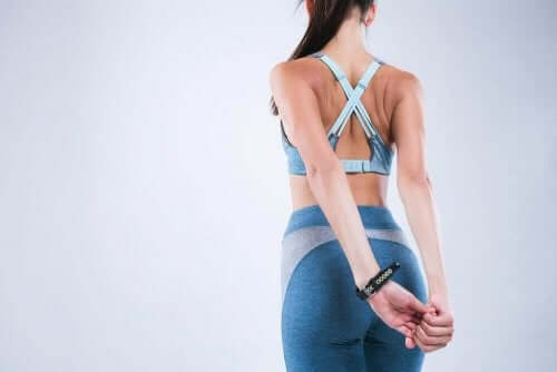 Duruşunuzu Düzeltmeye Yardımcı Olacak Dört Esneme Egzersizi