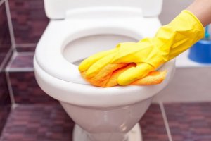 Tuvalet Temizliği İçin Karbonat Nasıl Kullanılır?