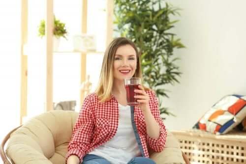 Kırmızı Çay ve Kilo Vermeye Yardımcı Etkileri
