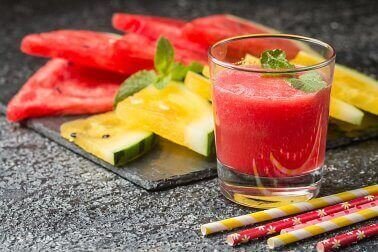 Sağlıklı Kilo Vermek İçin Kırmızı Meyve Suyu