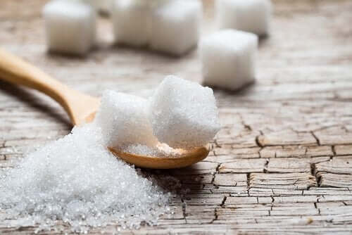 Şeker Yerine Kullanabileceğiniz Sekiz Doğal Şeker Alternatifi