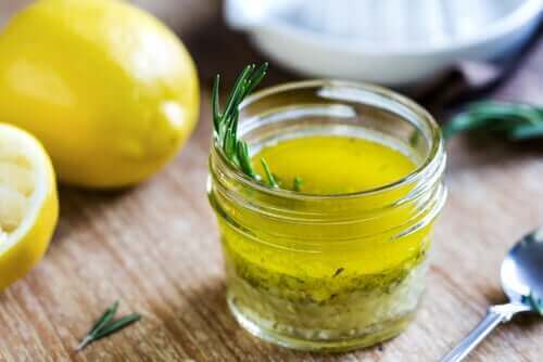limon suyu zeytinyagi karisimi
