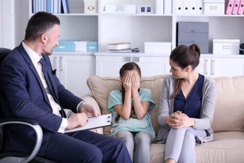 terapi kız çocuğu anne