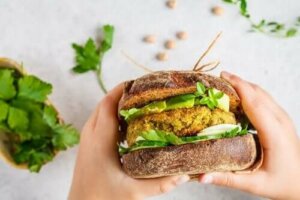 Denemeniz Gereken İki Farklı Vegan Burger Köftesi