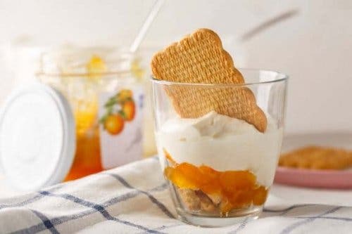 Bardakta cheesecake.