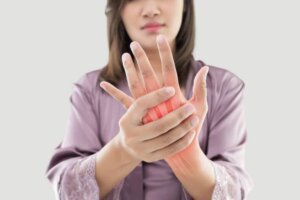Romatoid Artrit Ağrısını Hafifleten Beş Şifalı Bitki