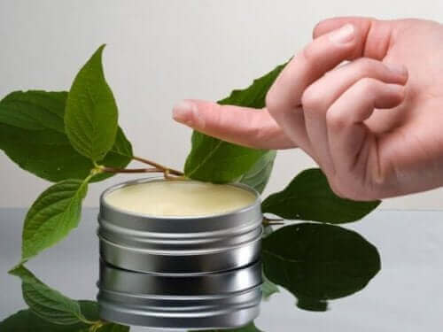 esansiyel yağlar ile tedavi