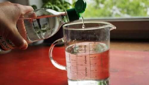 beyaz sirke temizleyici