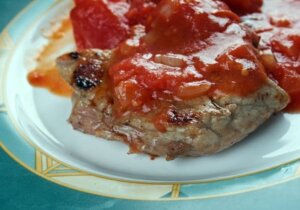 Kolay Biftek Napoliten Tarifi