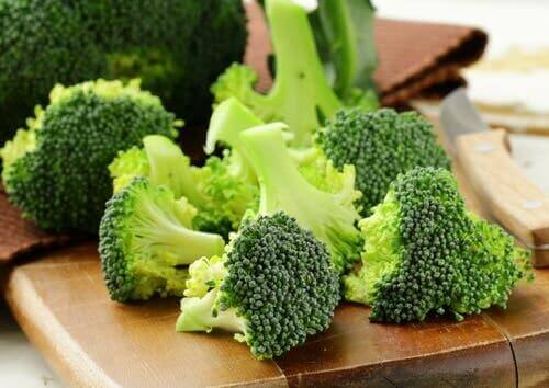 Doğranmış brokoli.