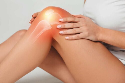 Dizi burkulmuş bir kadın.