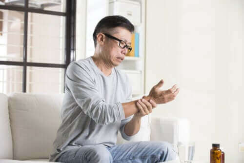 Ellerde Uyuşma Neden Gerçekleşir?