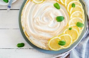 Süt Ürünleri İçermeyen Glutensiz Limonlu Mereng Turta