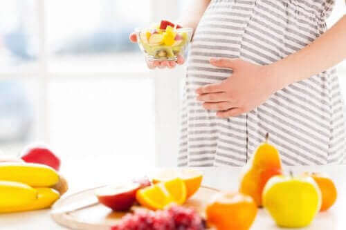 hamile kadın meyveler 