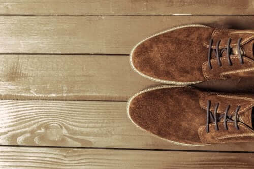Süet Ayakkabı Nasıl Temizlenir: Yararlı İpuçları