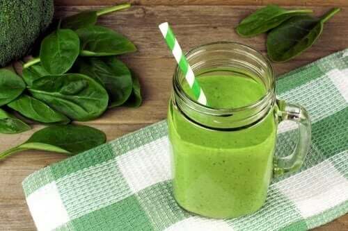 yeşil smoothie 