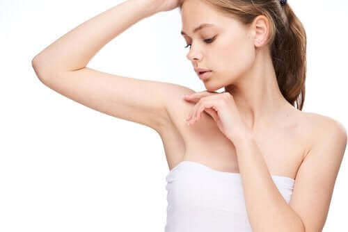 Koltuk Altı Apseleri: Semptomları Nelerdir?