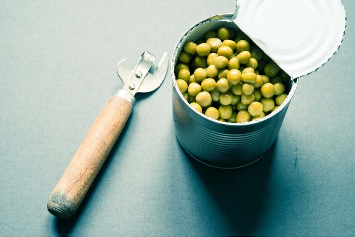 bir konserve bezelye