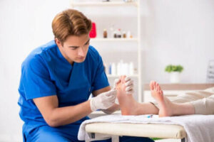 Ne Zaman Bir Podiatrist Ziyaretine Gitmelisiniz?