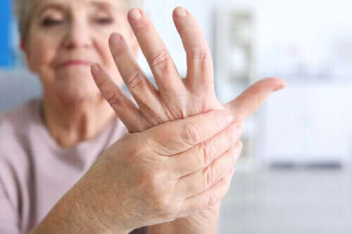 Akut Enfeksiyöz Artrit ve Özellikleri