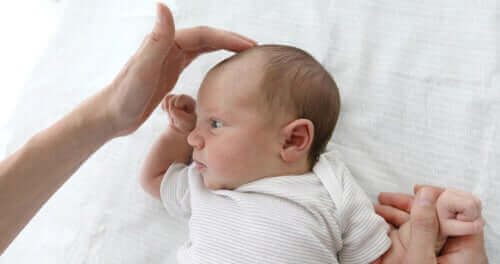 Bebeklerde Fontaneller: Bilmeniz Gereken Her Şey
