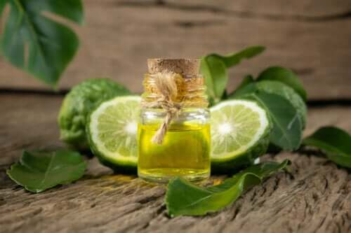 Bergamot Esansiyel Yağı: Faydaları ve Olası Yan Etkileri