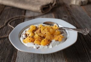 Skyr Nedir? İzlanda'dan Gelen Bu Süt Ürünü Hakkında Her Şey