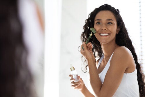 Yüz Masaj Aleti: Ne İşe Yarar ve Nasıl Kullanılır?