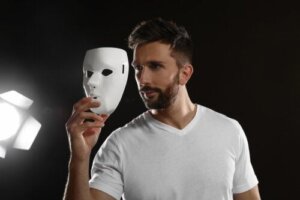 Drama Terapisi Nedir ve Faydaları Nelerdir?