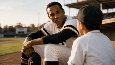 Roberto Clemente, “Eğer arkandan gelenler için durumu iyileştirecek bir şey başarma fırsatın varsa ve bunu yapmazsan, bu dünyada zamanını boşa harcıyorsun demektir.”